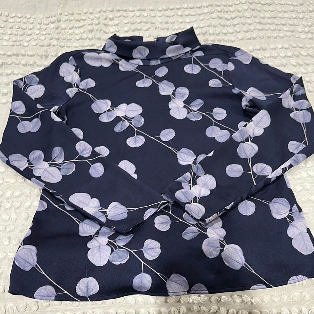 Banana Republic Blue Fitted Long Sleeve Mandarin Collar Blouse